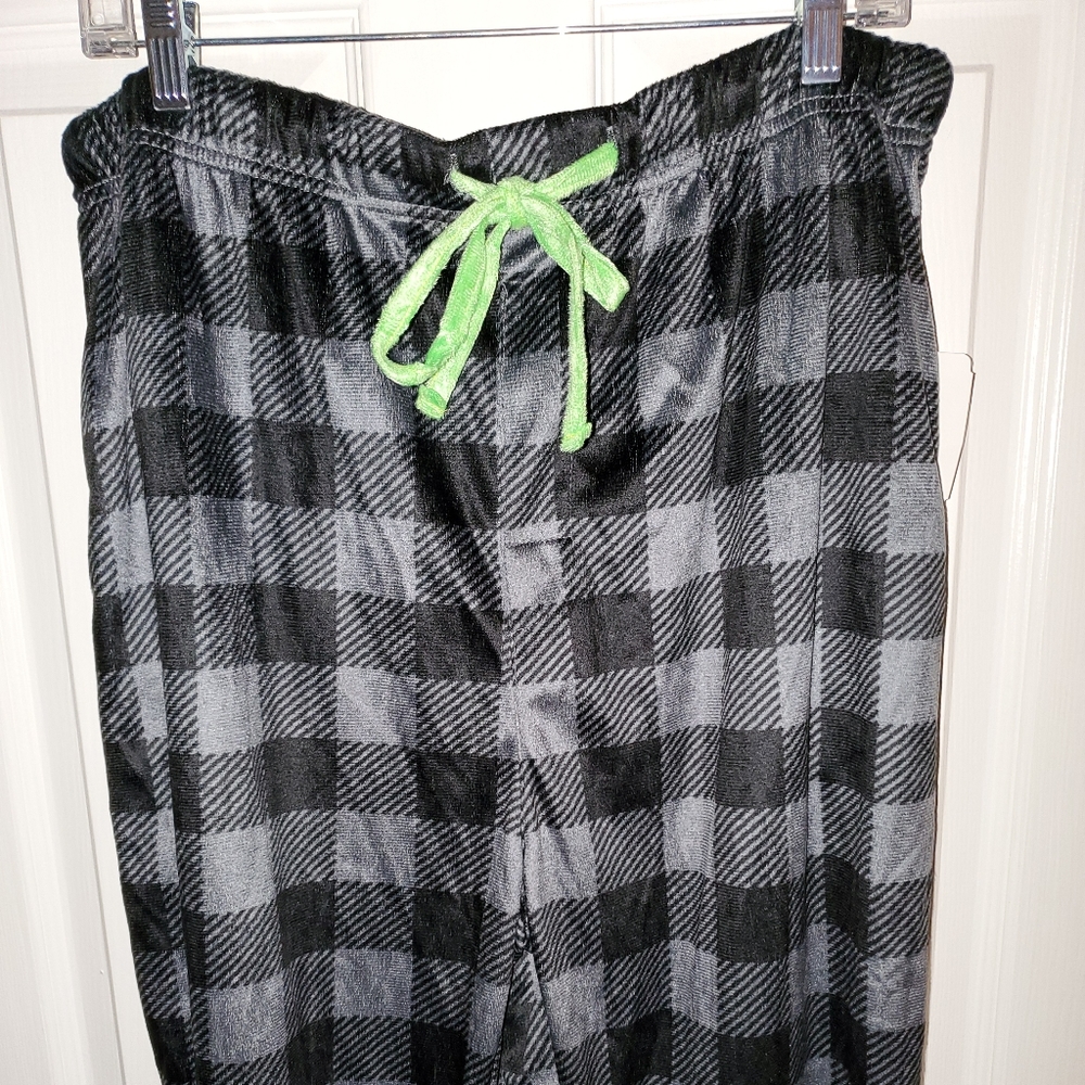 Property of Bottoms Out Lounge Pants XL